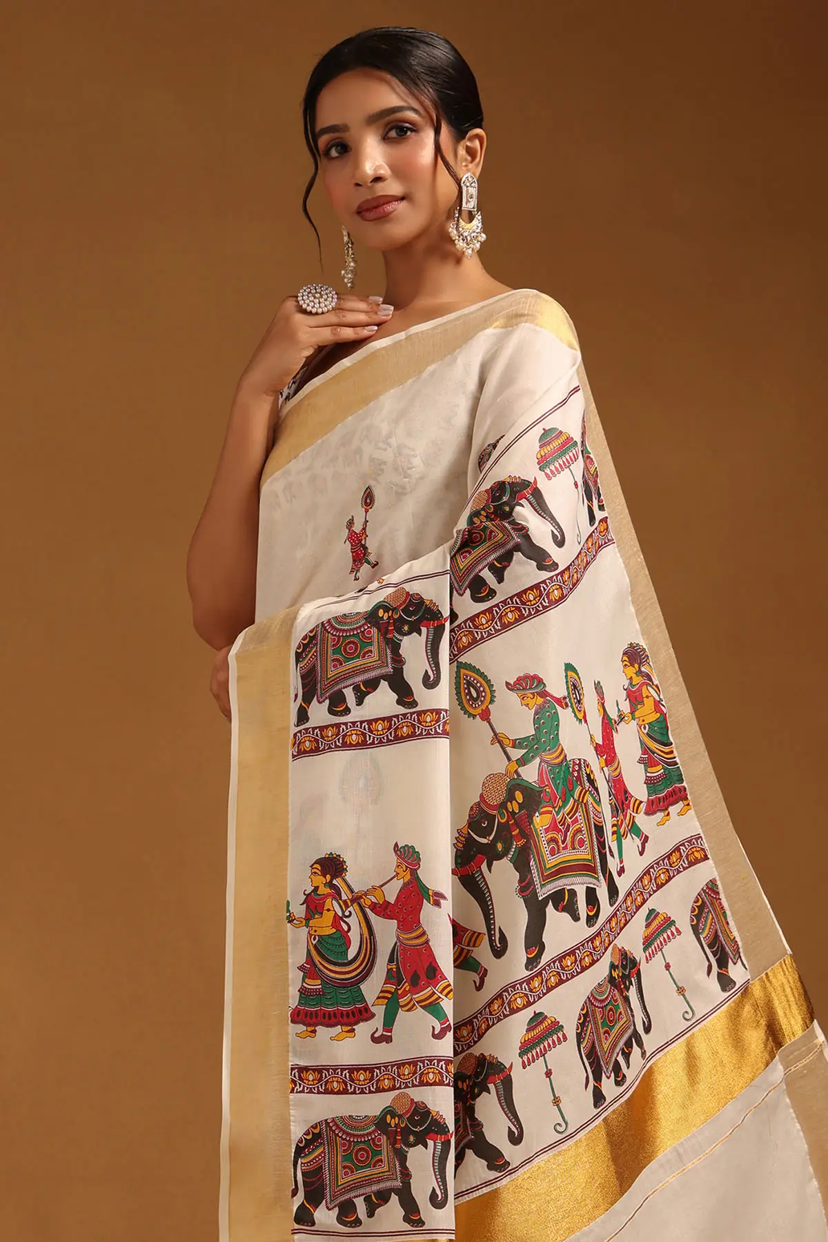 Cream Cotton Ethnic Motifs Printed Kasavu Saree